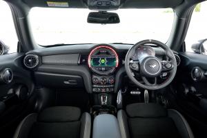 Mini John Cooper Works GP 2020 года  (JP)